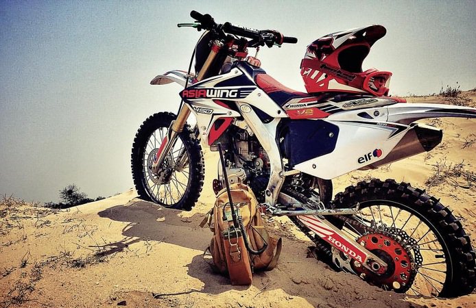 AsiaWing_UAE's tweet photo. #asiawnguae #asiawingmotor #asia #asiawing
#dirt #dirtbike #motor #motorcross #road #track #race
#tough #toughguy #motorrace https://t.co/RHvTrnvevt