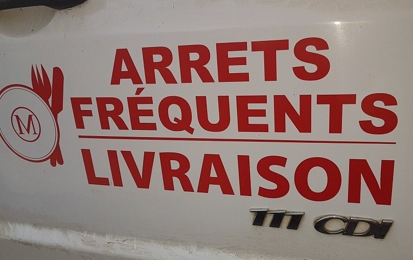 creationlibrefr's tweet photo. Lettrage camionnette.
#GraphiXMmM #stickers #vinylstickers #france #ardennes #linay #carignan #cd08 #08 #08ardennes #lettrage https://t.co/KGd8rurYq8