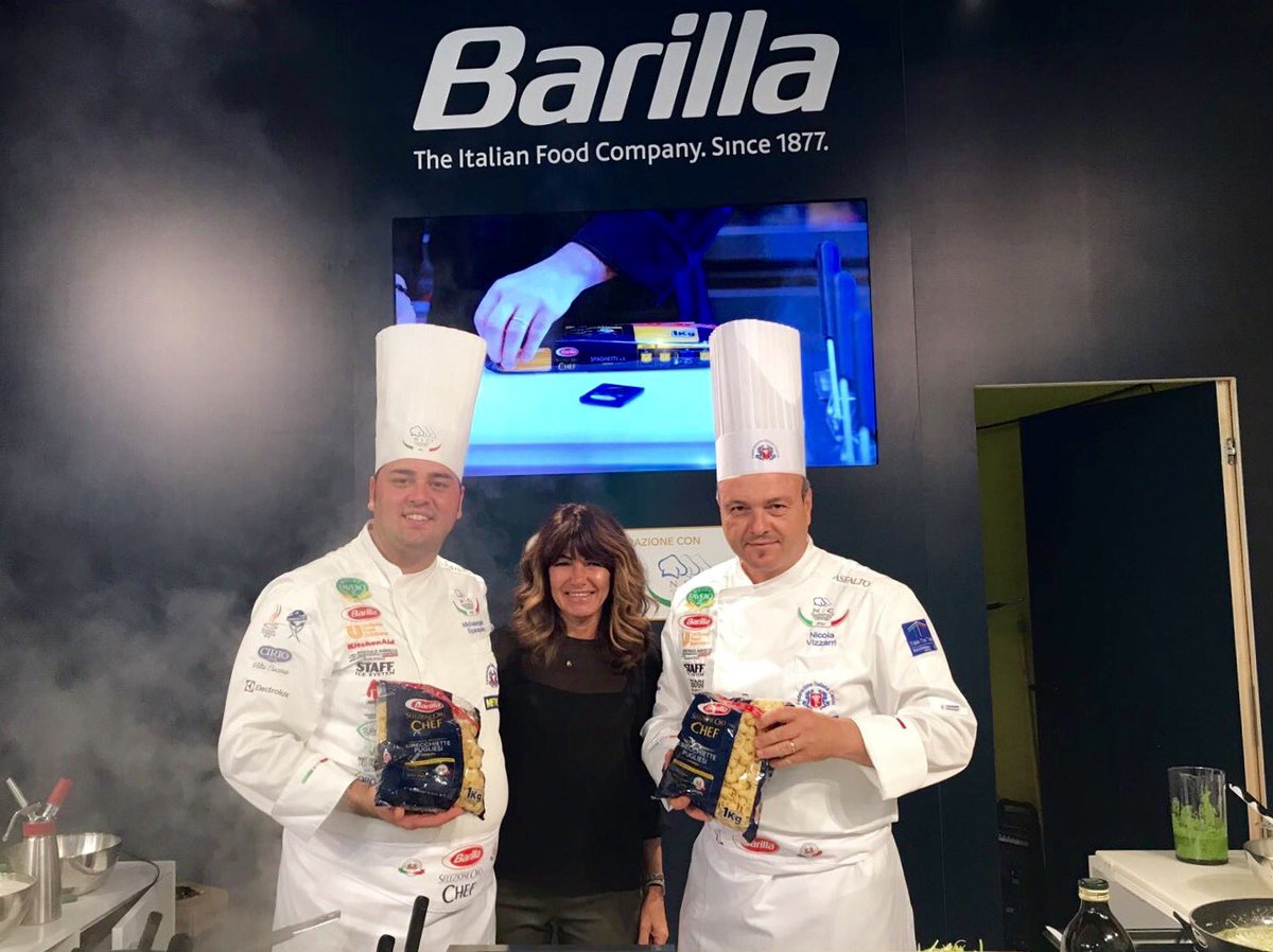 NicNazionale's tweet photo. #HostMilano: da @Barilla pasta di semola SelezioneOroChef e pasta all’uovo EmilianeChef protagoniste dei #cookingshow #NIC 👨‍🍳 Pad7, N39-P40 https://t.co/yoxh73UIZi