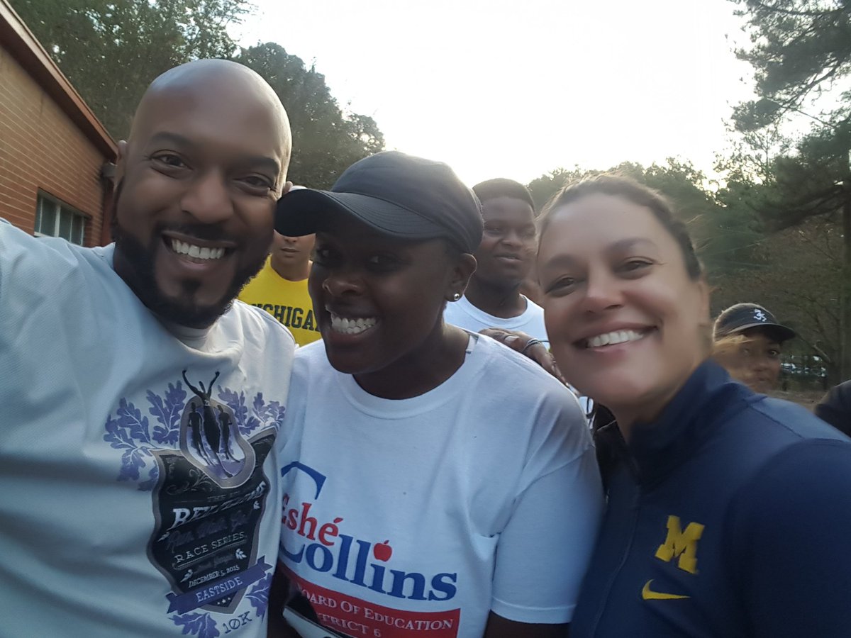 Midwest Cascade 5K with @collinsforkids and <a href="/CarstarphenMJ/">Meria Carstarphen</a>!