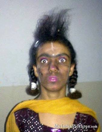 Sunil_SharmaINC's tweet photo. @midhatkidwai His first ever facial 😃😃😃 https://t.co/InKyMyuxLl