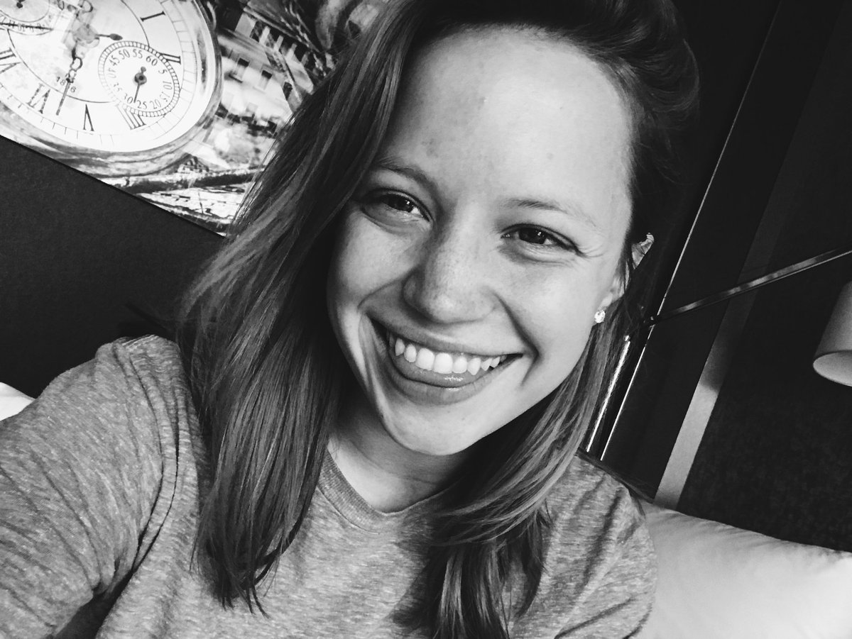 lauren_rohland's tweet photo. greaseball checking in from the land of cheese and chocolate 🧀 🍫 🇨🇭 https://t.co/m0qvHzdq5k