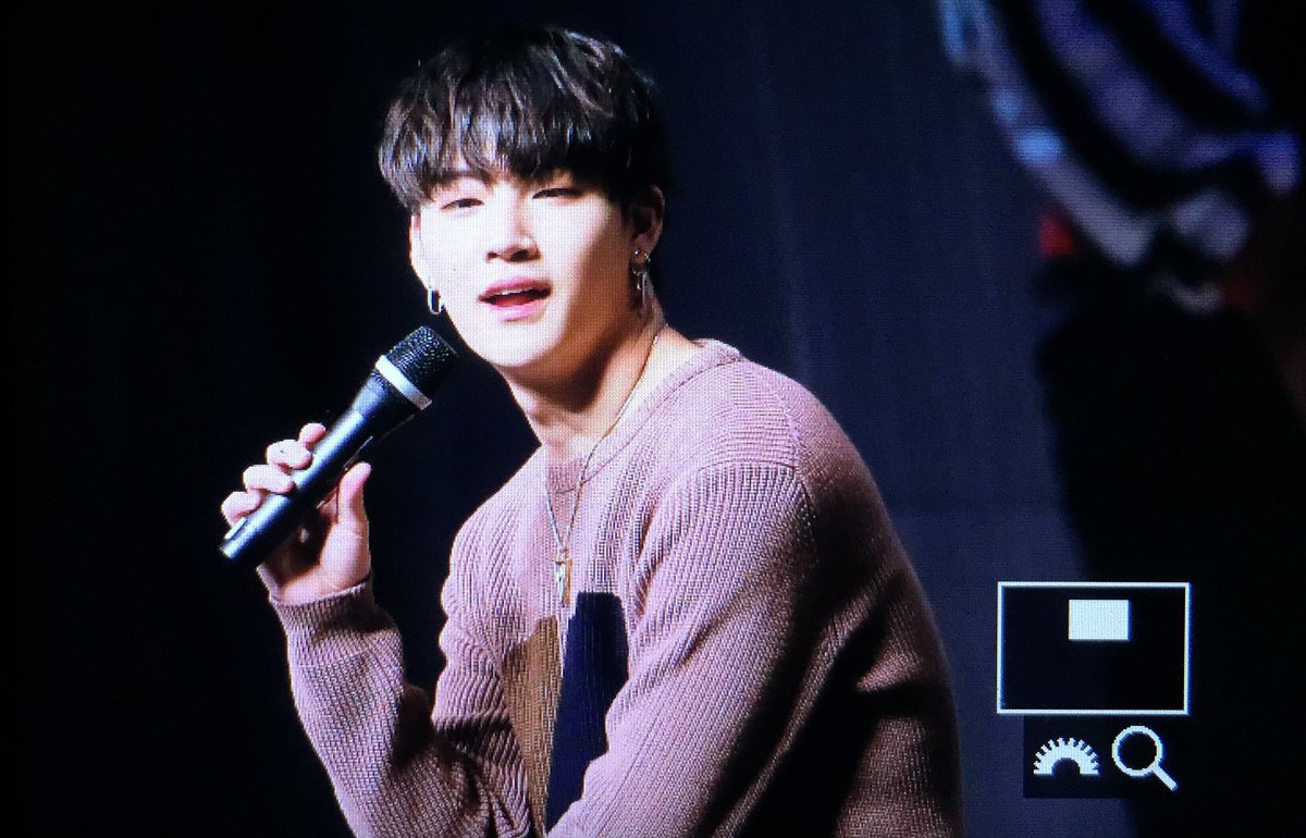 94_DoubleJ's tweet photo. 171021 https://t.co/WGb7oGIJ0L