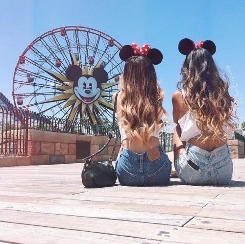 MateCute's tweet photo. Disneyland is a must. https://t.co/QGNER8JXDX