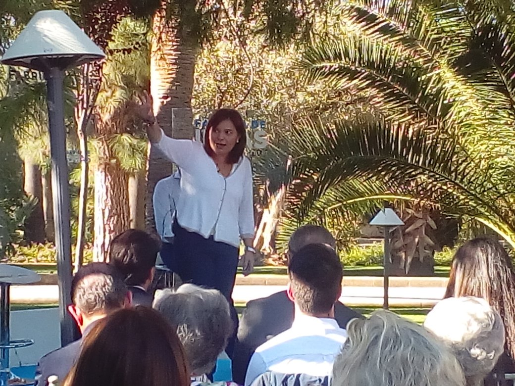 pp_borriol's tweet photo. Clausura #fabricadeideas #trabajarparaservir 
Gracias por estas jornadas #PPCV  #PPCS #PPVilarreal #PPBorriol https://t.co/x98qLV8paH