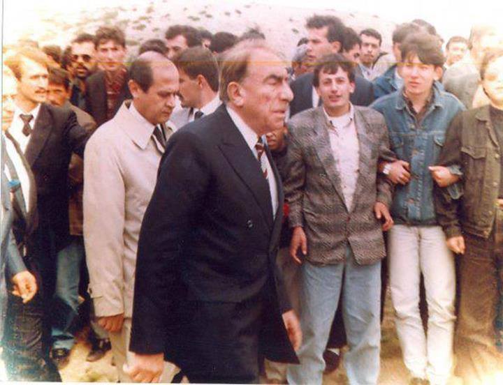 Sevenlerin Gönlünde; Sevilenler Ölümsüzdür...

Ruhun Şad Mekanın Cennet Olsun Başbuğum.