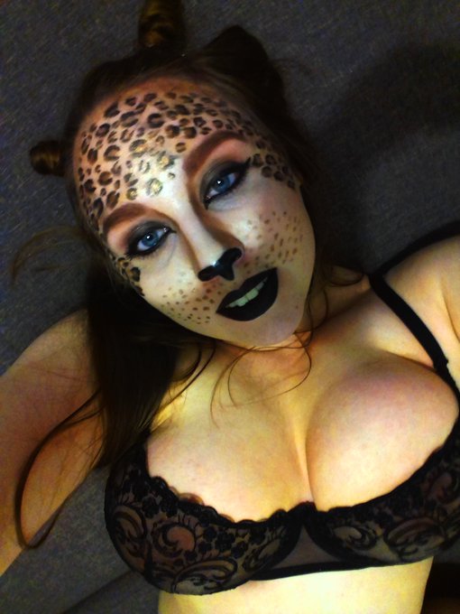 #chaturbatehalloween https://t.co/uUA7bXS8R1<a href="/tag/chaturbatehalloween"class="tags">#chaturbatehalloween</a>