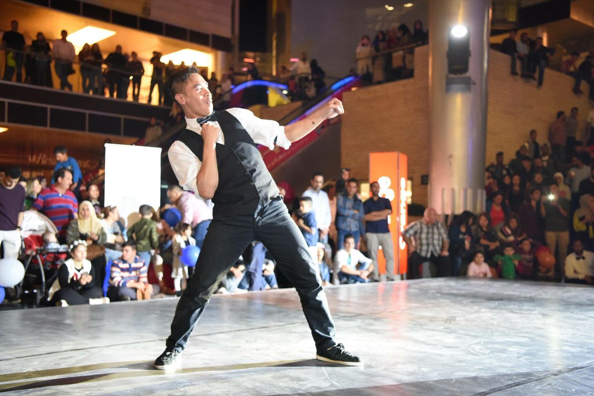 Cafraj_jo's tweet photo. LIVE Music, dance workshops and performances and many surprises await you today at The Boulevard from 4 to 11pm. #FrenchWeekJo https://t.co/EeVIFlJirE