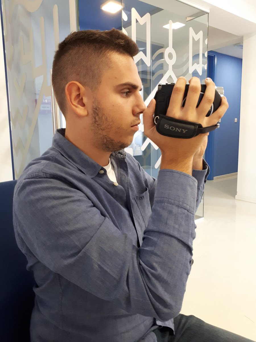 mediacentar's tweet photo. Danas naši studenti uče video produkciju sa Marijom Arnautović #slobodniglasovi #crd2017 https://t.co/Ed42a1LqGp