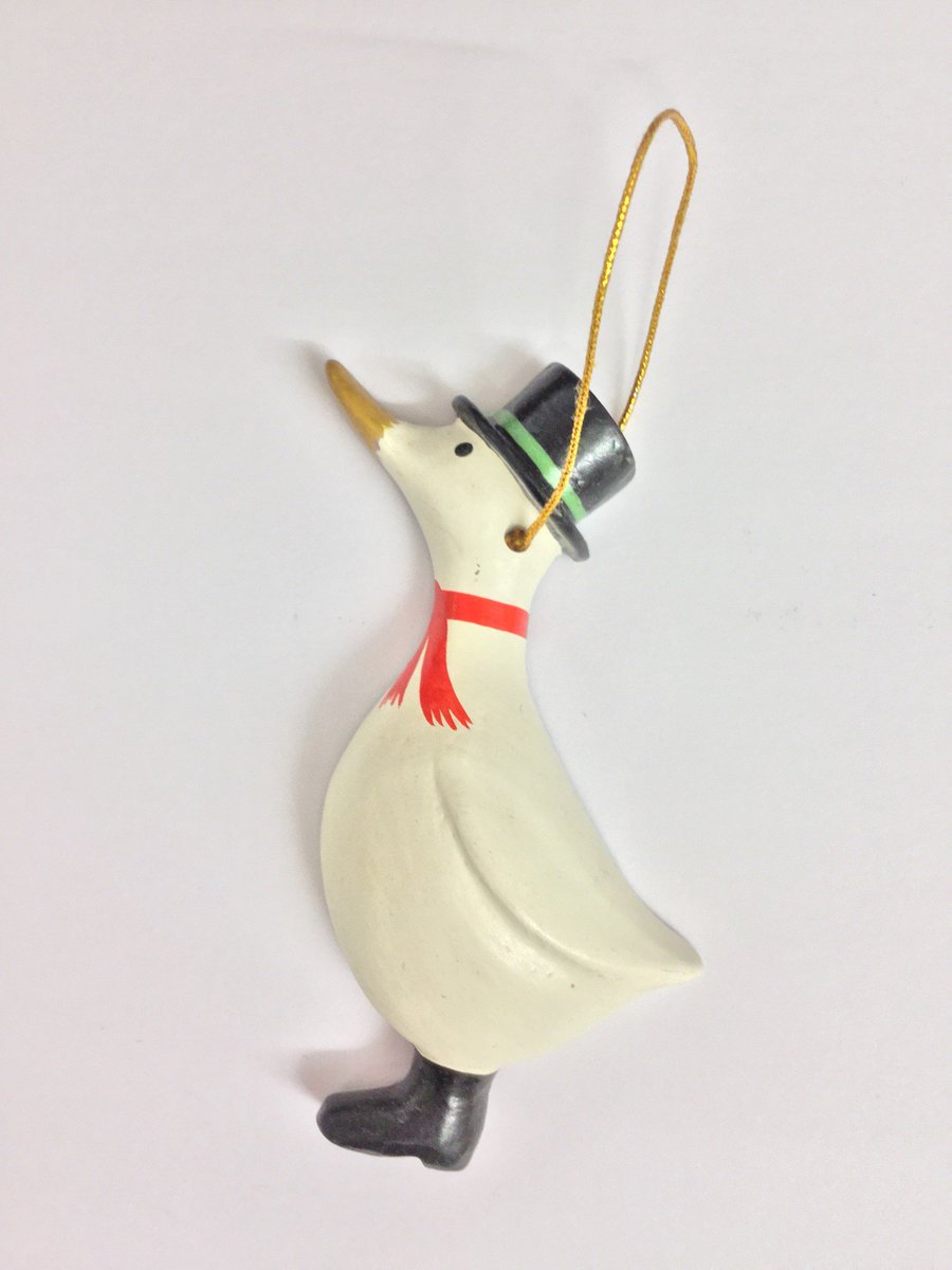 Foxy Ladies tweet media