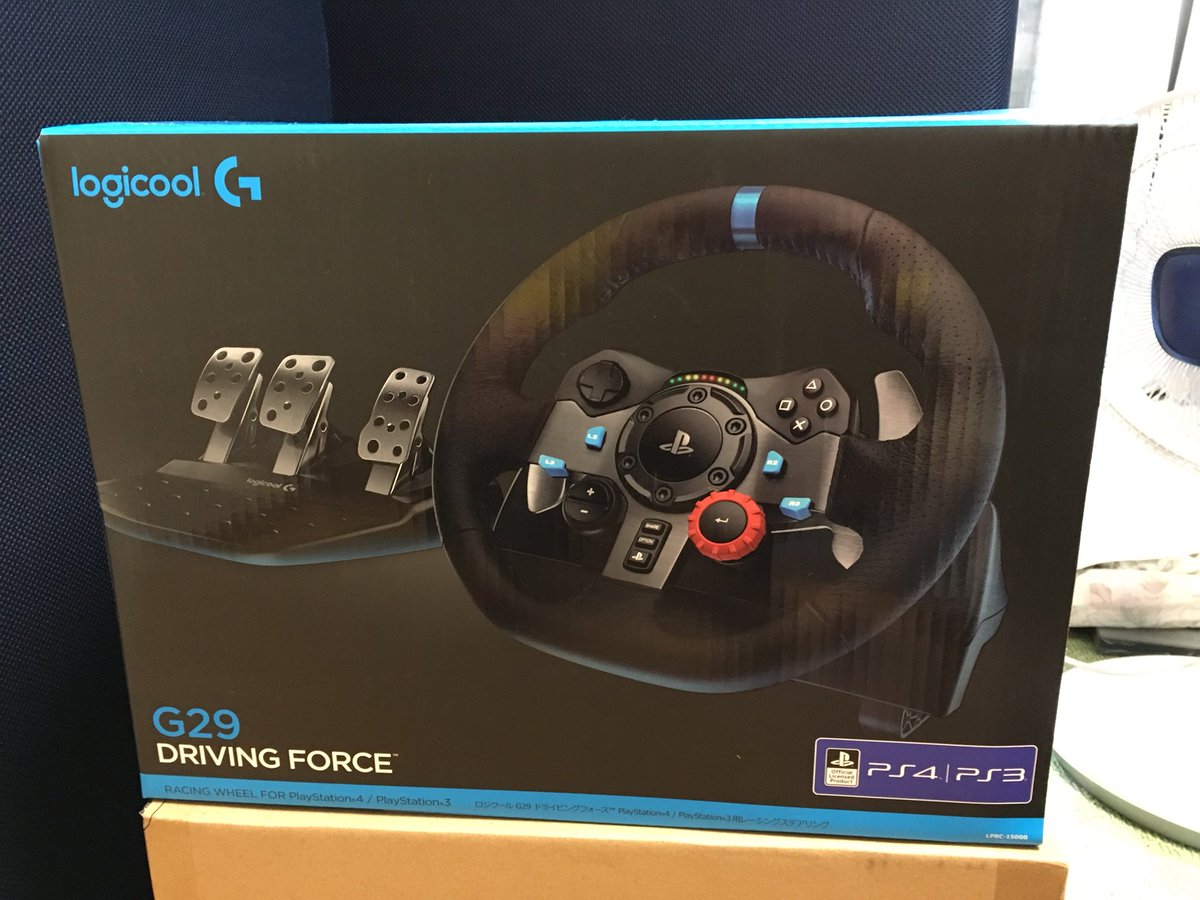 Person_of_F60's tweet photo. 飛び道具到着です。笑
PS4本体より高いというね…
#G29DrivingForce https://t.co/ZvYPVHGvDa
