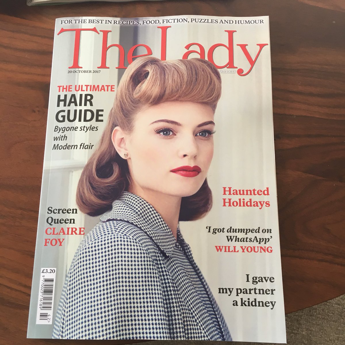 LouiseYoungCosmetics tweet media