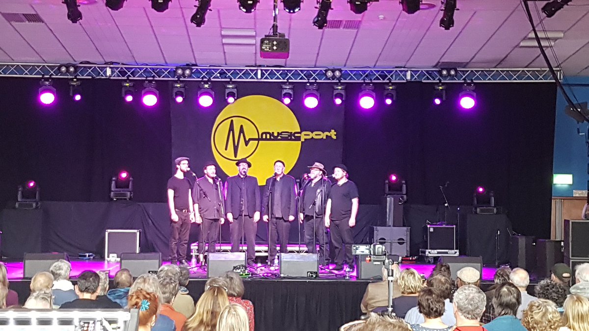 Tom Waits, Leonard Cohen, Beach Boys. All covered by the hilarious, harmonious <a href="/spookyfistful/">Fistful of Spookies</a> 🎙