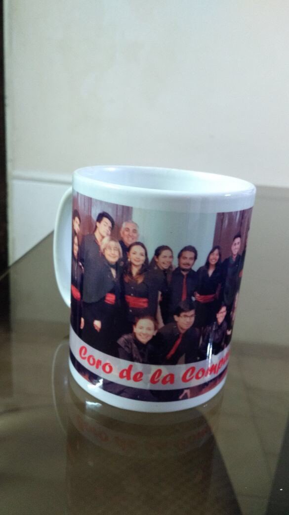 - llevá tu celu al concierto
- subí fotos a Facebook/Instagram/twittee 
- llevate uno de estos regalitos 😊🎶🎶
VI #utncoralmedia