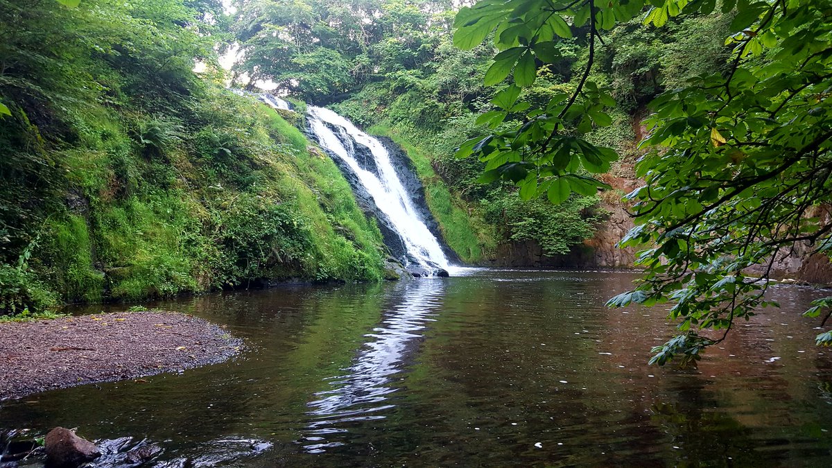 Artizan_Melrose's tweet photo. #Stichill Waterfall near #Kelso worth visiting, let google maps guide you. #explore  #Scottish #Borders https://t.co/KDiONyBep2