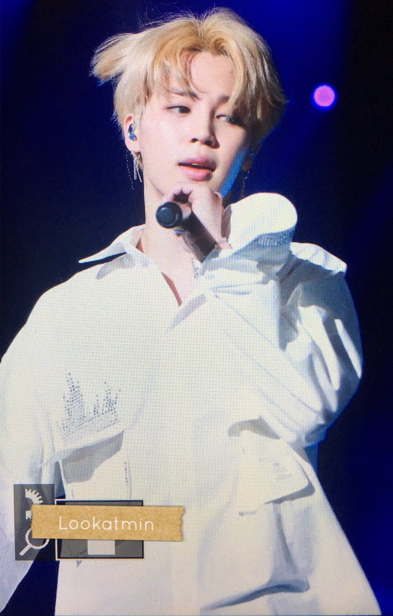 lookatmin1013's tweet photo. 171021 
#지민  #JIMIN  
#방탄소년단  #BTS 
@BTS_twt https://t.co/Ev1DilFEEW