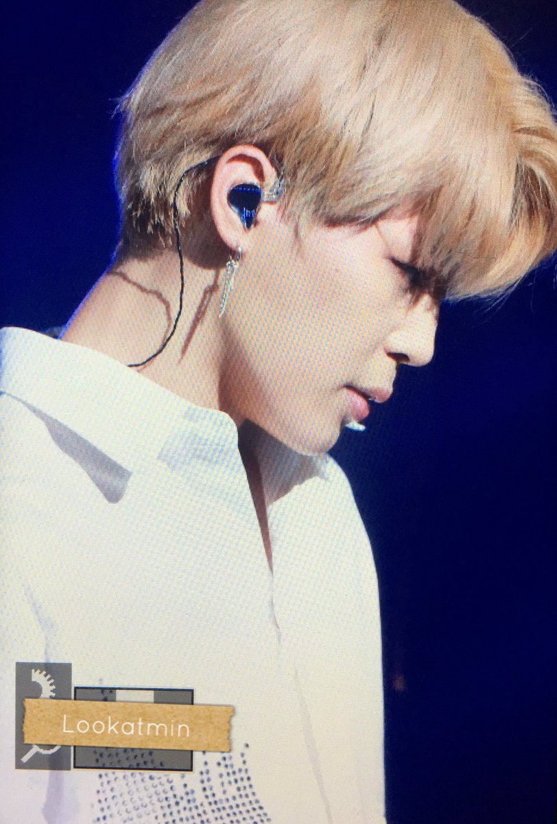 lookatmin1013's tweet photo. 171021 
#지민  #JIMIN  
#방탄소년단  #BTS 
@BTS_twt https://t.co/Ev1DilFEEW