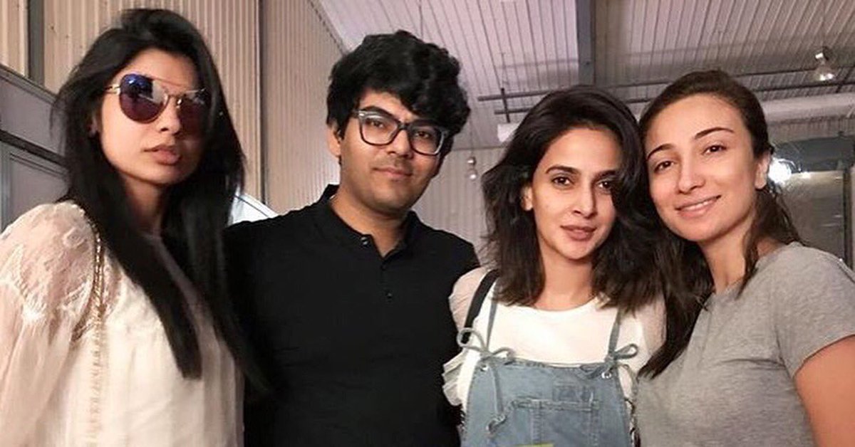 Production021's tweet photo. Spotted #HiraShah, #TabeshKhoja, #SabaQamar & #AnousheyAshraf #backstage at #QHSA17!
#Production021 #BackstageBy021 #021xQHSA17 #Team021 https://t.co/GaXoj4vZhM