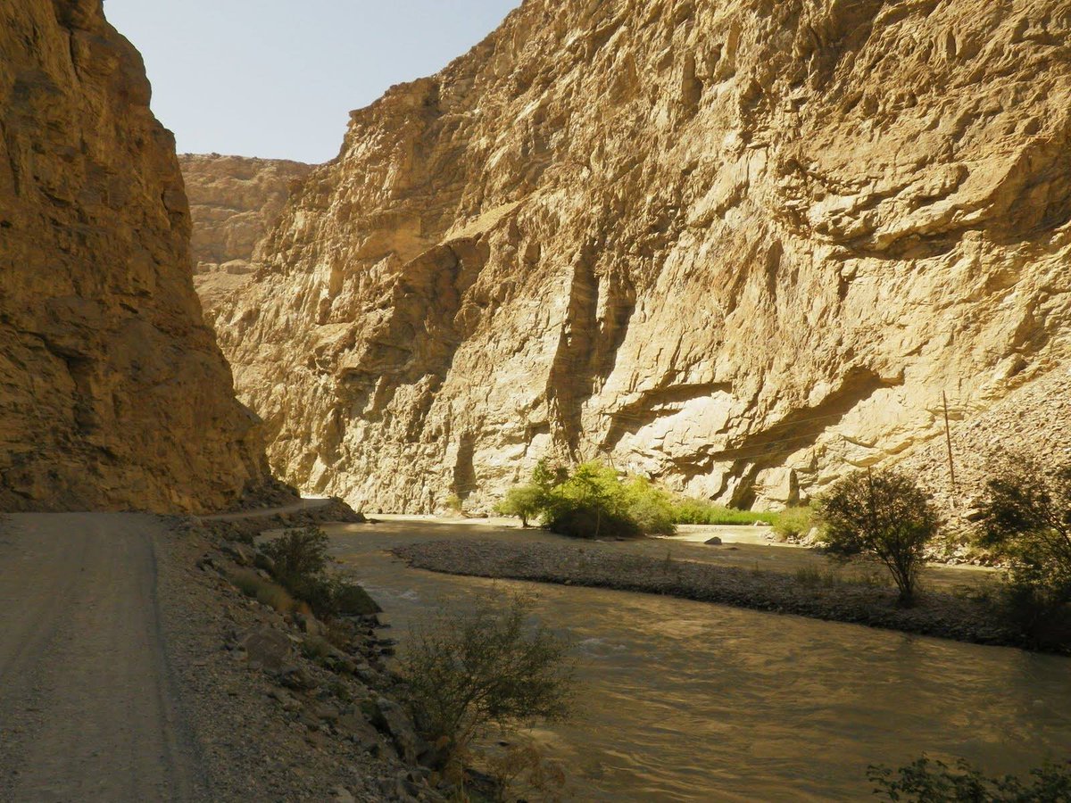 EasternSpaces's tweet photo. Our 5th country in @guardian's #SecretStans is #Tajikistan. The Panj River is border for most of the Tajik-Afghan frontier. @guardiancities https://t.co/BhoqRv7khn