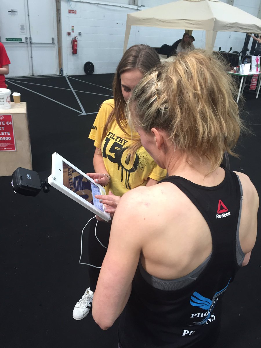 Snappie_App's tweet image. Get your photos instantly #poweroftech #eventtech