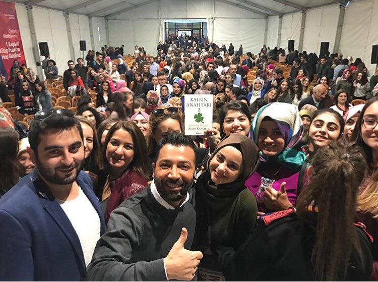 Kayseri Kitap Fuarı Söyleşi ve İmza Günü 
#askimkapismak #5nokta4 <a href="/akapismak/">Aşkım Kapışmak</a>