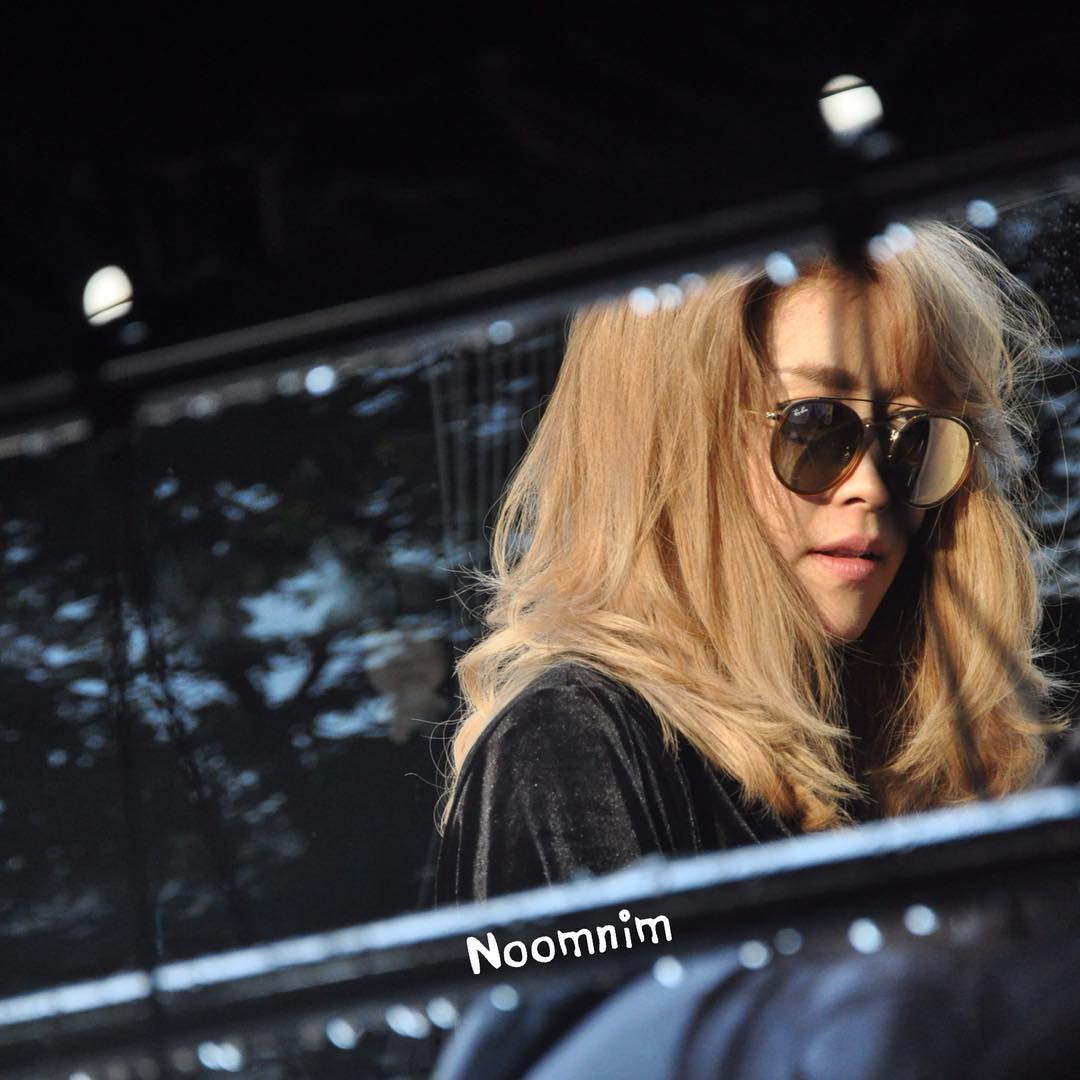 PraewOnly1's tweet photo. ถ้าเราทำแบบนี้บ้าง เราคงทุเรศน่าดู 555555
คนอะไรโคตรสวยเลย อย่างเท่ #cheerny #เต้ยเชียร์ https://t.co/sn1hmKM5gg