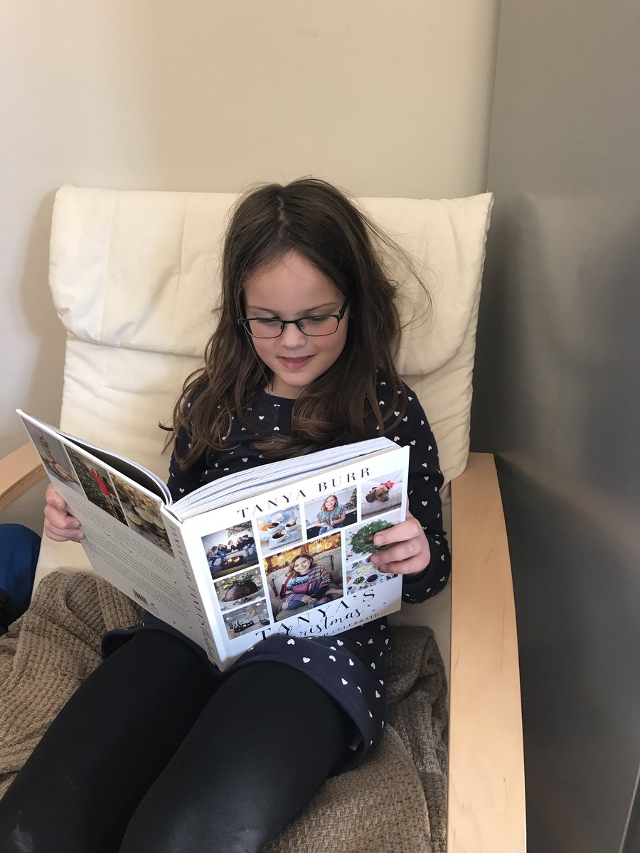loopielea's tweet photo. @TanyaBurr my 7 year daughter is loving your book, I'll get to read it eventually 😆😜 she says it brilliant! 🎄 🎁 https://t.co/HRRKnWFrDW