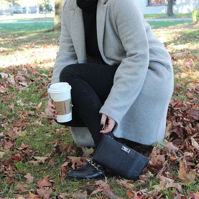 RokCork's tweet photo. Saturday morning is a walk in the park with the Annika Wristlet. https://t.co/k6Jw5rRC4J https://t.co/8mnqCWJxar
