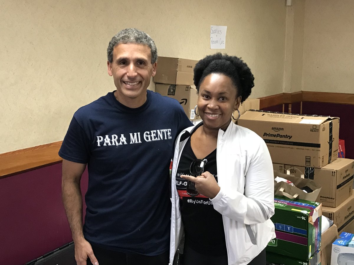 PlinioAyalaJr's tweet photo. Much needed supplies going to my beloved Puerto Rico. Thank you Sulma, Nick and @NYCHCC116. You are amazing. #paramigente https://t.co/edqBmb52FL