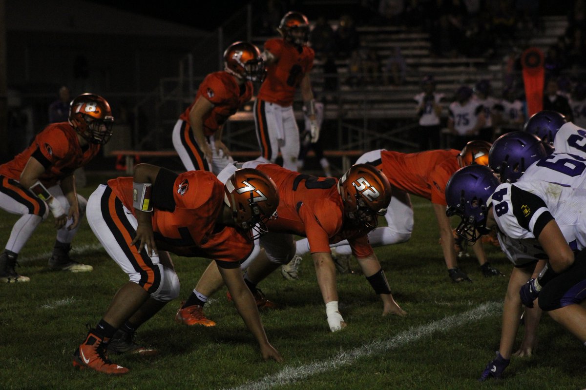 OlneyTigerFB's tweet photo. Scenes from @OlneyTigerFB vs. @CWWarriors @RCHSTigers @cwhsfans https://t.co/KlM1hl9LN0