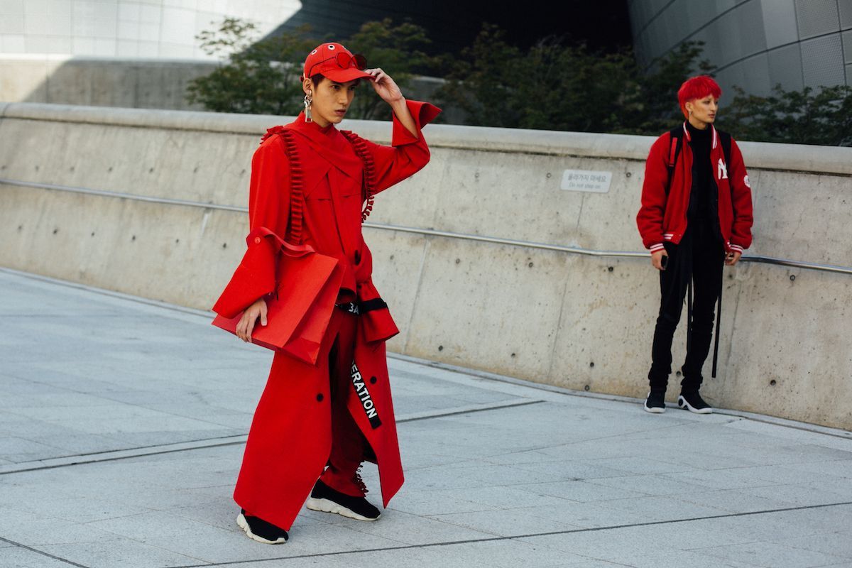 Vogue Japan Snap ソウル ファッション ウィークでおしゃれスナップ 大人顔負けのキュートなおしゃれキッズも見逃さないで T Co Yevohuob7v Vogue Japan Snap ソウル ファッション ウィークでおしゃれスナップ 大人顔負けのキュートなおしゃれキッズも見逃さないで T Co Yevohuob7v