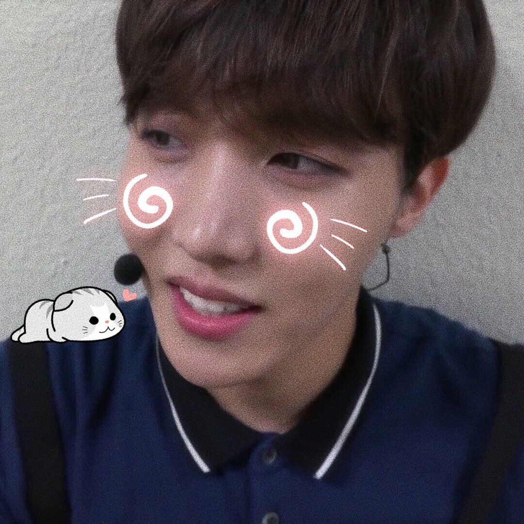 archivehyungs's tweet photo. guys guys i need your opinion! i made some soft edits of hoseok 

would you like if i start posting more of these of the hyung line? https://t.co/2g3xa2MVY0