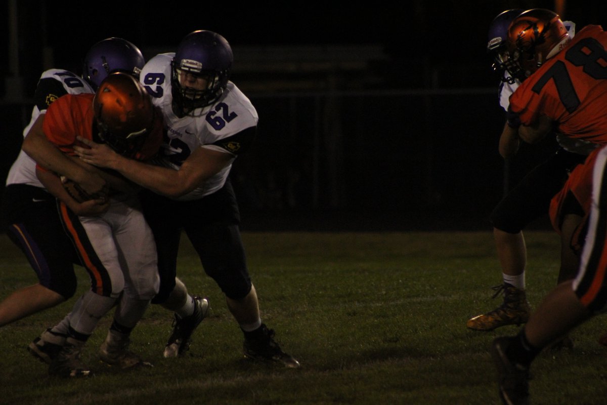 OlneyTigerFB's tweet photo. Scenes from @OlneyTigerFB vs. @CWWarriors @RCHSTigers @cwhsfans https://t.co/vtsabm6Rb8