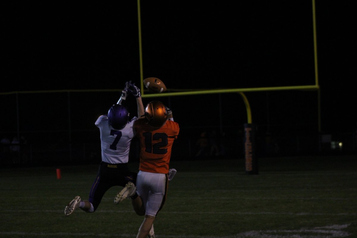 OlneyTigerFB's tweet photo. Scenes from @OlneyTigerFB vs. @CWWarriors @RCHSTigers @cwhsfans https://t.co/vtsabm6Rb8