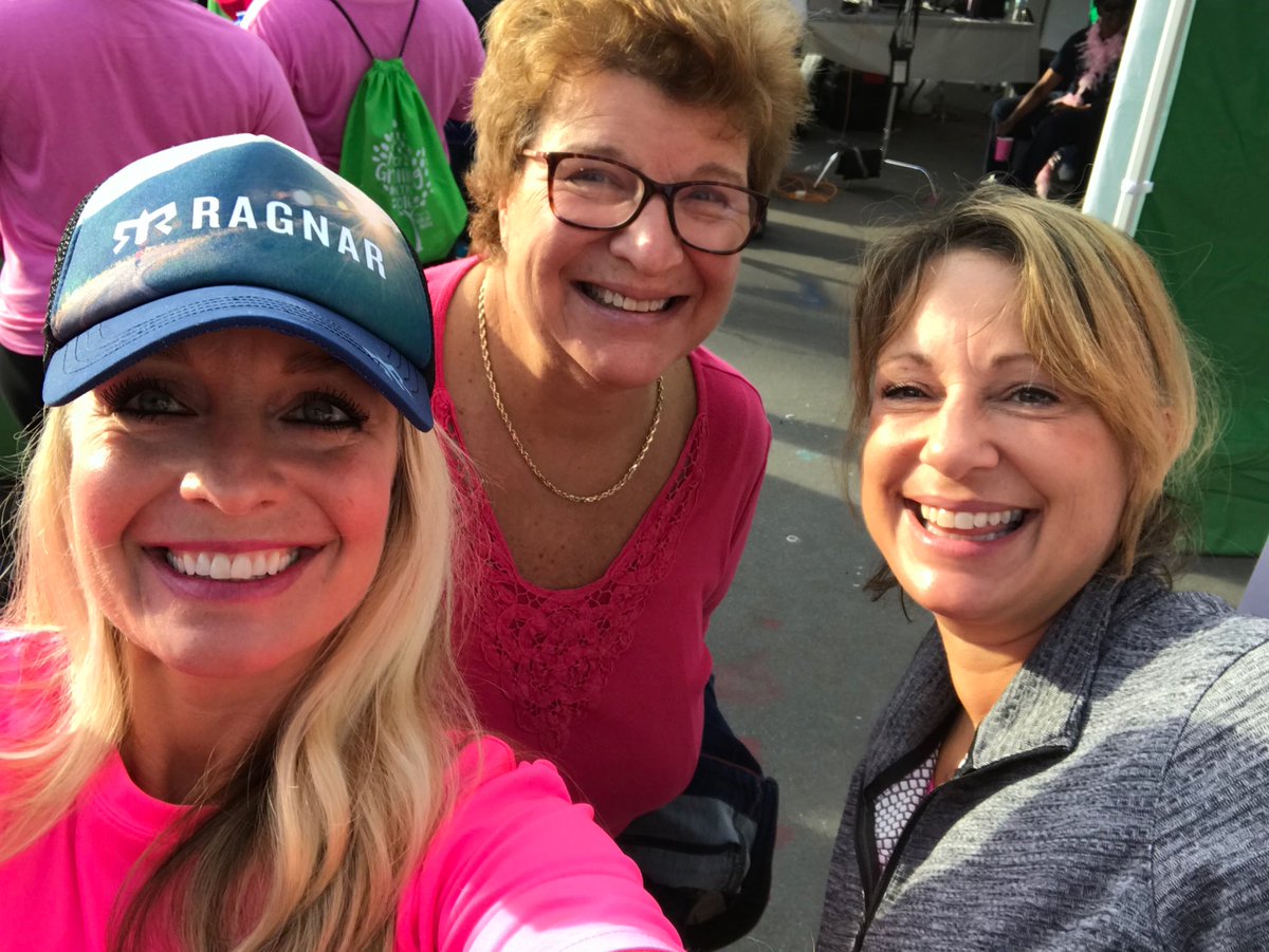 855SHCANCER's tweet photo. Making strides against breast cancer with the team at SpectrumHealth Cancer Center https://t.co/zfRXJMk6xk