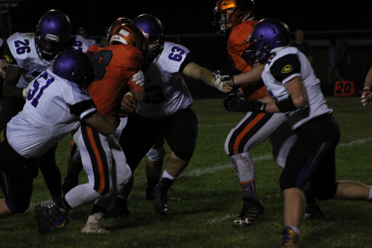 OlneyTigerFB's tweet photo. Scenes from @OlneyTigerFB vs. @CWWarriors @RCHSTigers @cwhsfans https://t.co/fVO7iRFUQ8