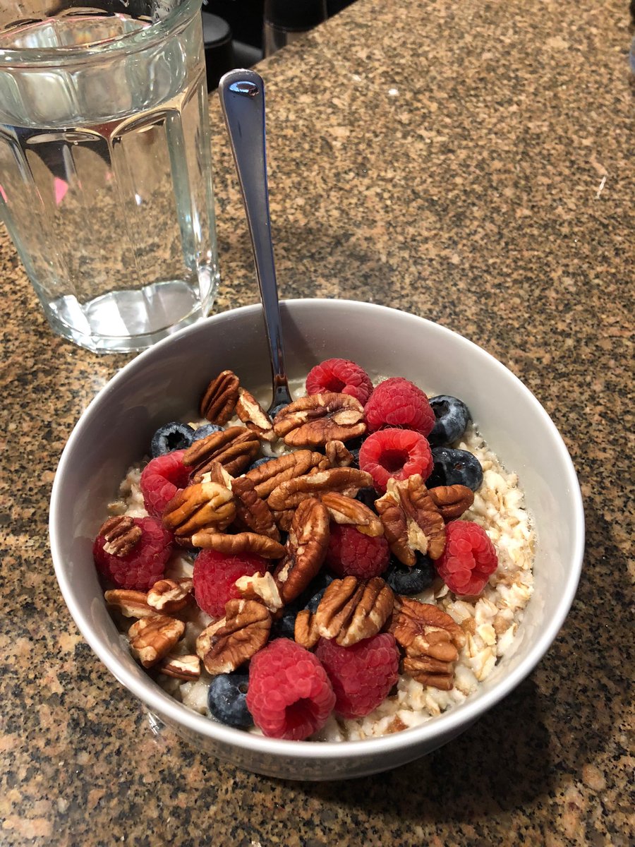 neilcloudwalker's tweet image. Dress up your oatmeal swimmers!! #RACEday#fiercefuel