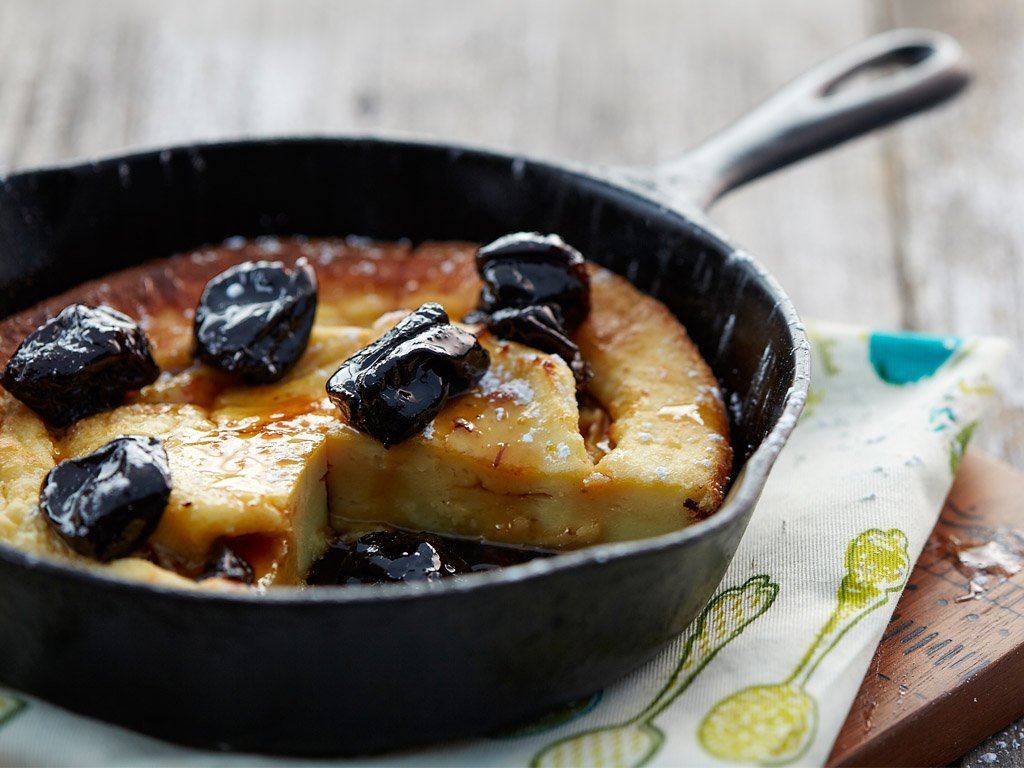 feastmag's tweet photo. This recipe just might be brunch’s best friend https://t.co/ViKisF8cQS https://t.co/N828aR8xrv