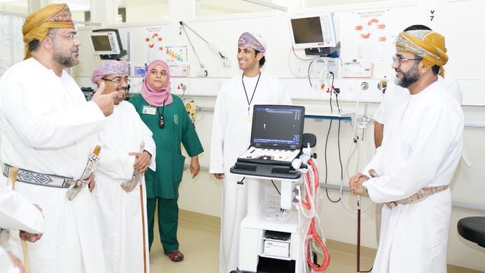 nashr_om's tweet photo. بتمويل من الشركة العمانية للغاز الطبيعي المسال تدشين عدد من أجهزة التصوير بالموجات فوق الصوتية بالمستشفى الجامعي.
#المستشفى_الجامعي
#SQUH https://t.co/v57ZTO4uXC