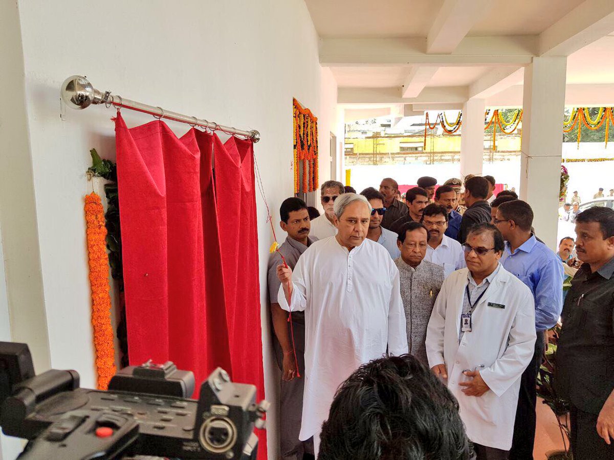 Naveen_Odisha's tweet photo. Dedicated town water supply project, a 125-bedded mother &amp; child hospital &amp; various infra projects for all-round transformation of Balangir https://t.co/OsnFbMsFJb