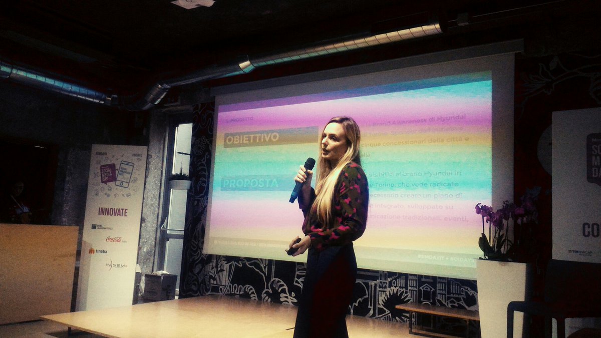 .<a href="/ClaudiaGorini/">Claudia Gorini</a> di @SocMedFactory espone case history di #Influencer e #DigitalPR al <a href="/SMDAYIT/">SMDAYIT</a>. #SMDAYIT