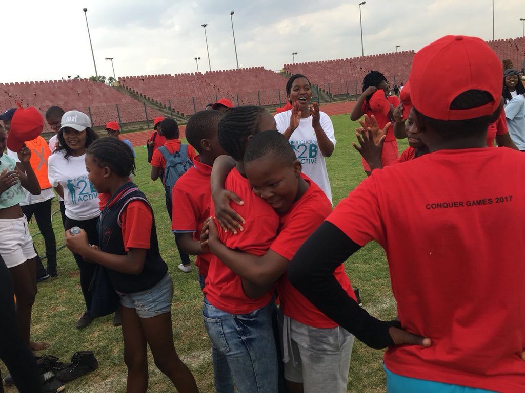 MelodyMiyaVibe's tweet image. Man this warms my heart. Doing it for the kids #ConquerGames2017