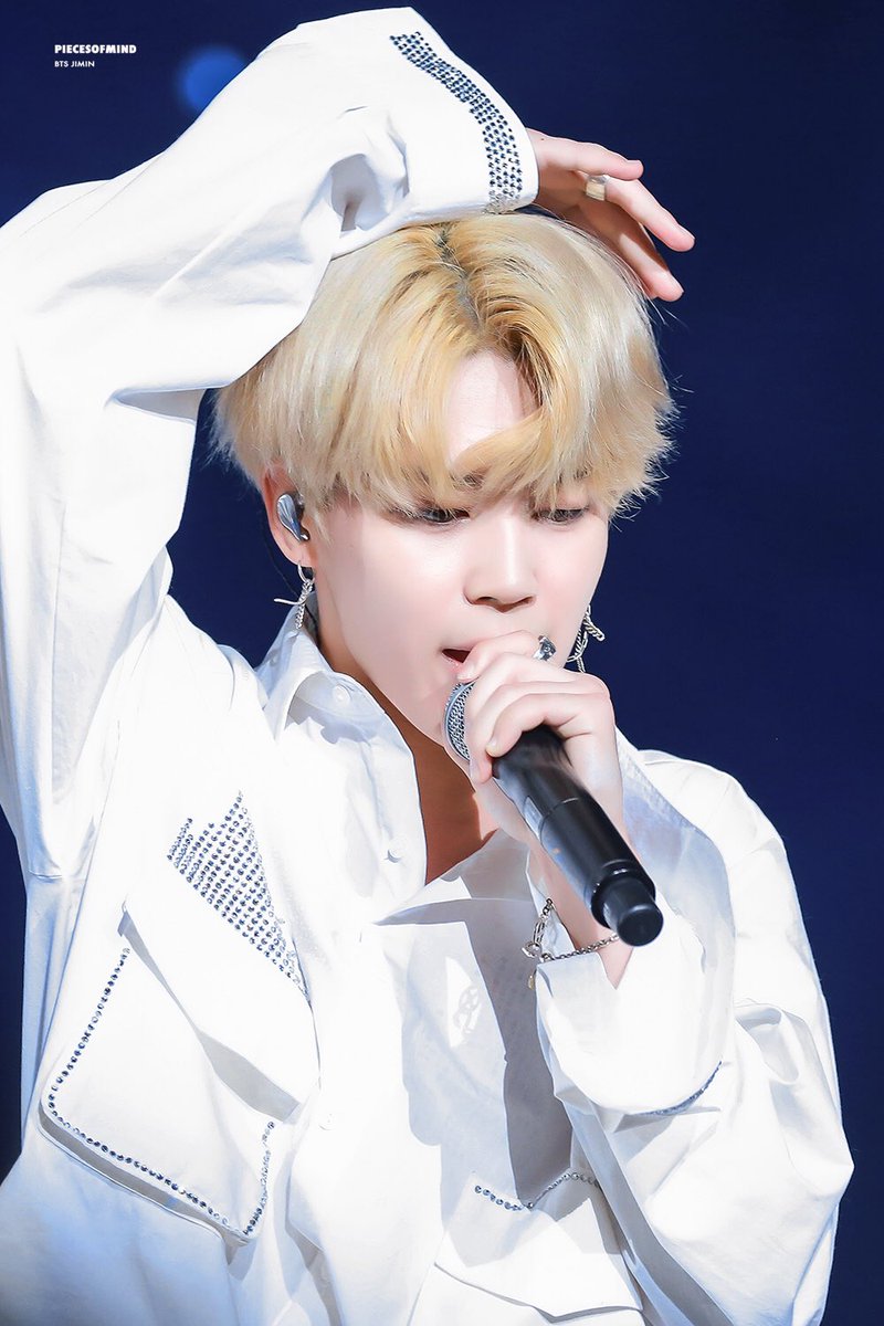 piecesofmind_jm's tweet photo. #JIMIN #지민  @BTS_twt 171021 https://t.co/nOPo64Y5Q6