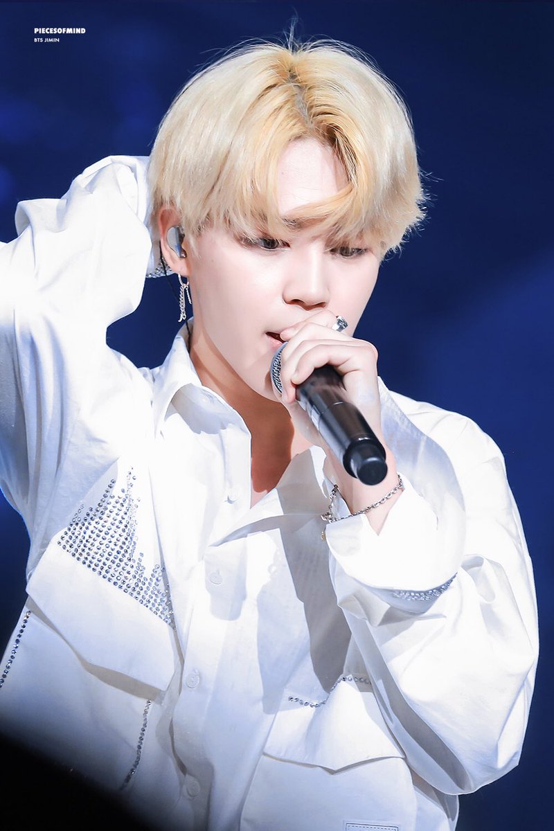 piecesofmind_jm's tweet photo. #JIMIN #지민  @BTS_twt 171021 https://t.co/nOPo64Y5Q6