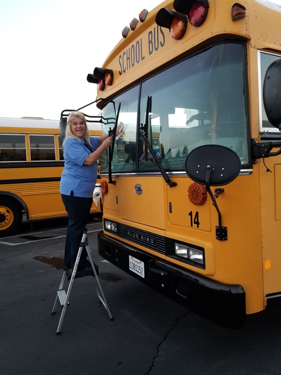 casian_mary's tweet photo. Mrs Garrettson getting her bus ready for the buckboard parade 
@Alex_Flores__  @RowlandSchools  @CSEAChapter133 https://t.co/wgqObrlKLe