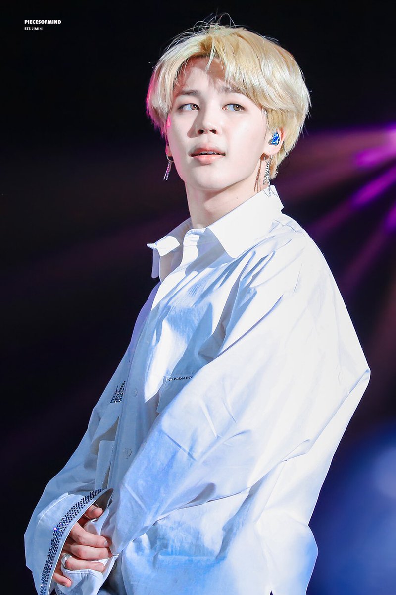 piecesofmind_jm's tweet photo. #JIMIN #지민  @BTS_twt 171021 https://t.co/B5BF8zgEZC