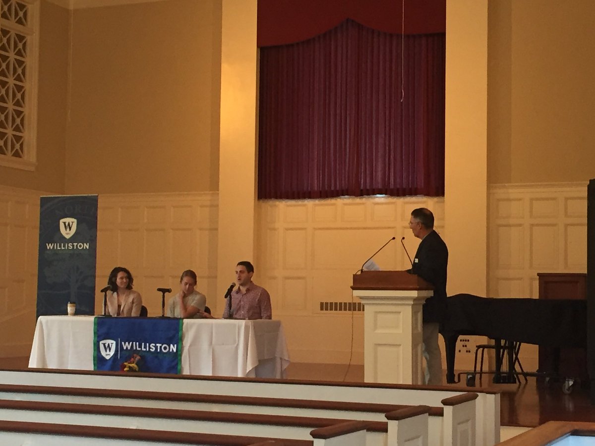 Hill3Williston's tweet photo. Families @WillistonNS hear from @UMassAmherst @mtholyoke @AmherstCollege #FamWknd https://t.co/6JvgTz317C