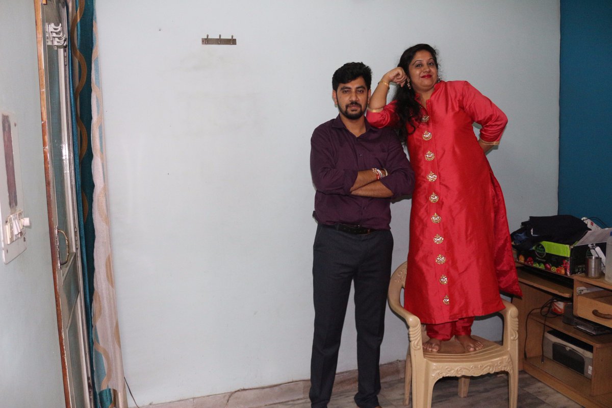 gurjeet_chhabra's tweet photo. @WforWoman @ContestBoard @ContestAlert_ #TheDramaticDuo #BhaiDooj  what If I am short but still I remain elder than you https://t.co/xYR8bfxHYj