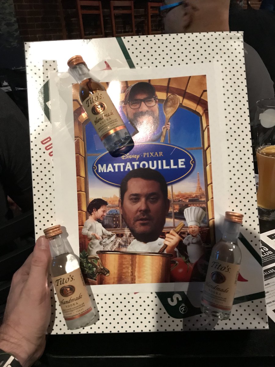 Seated and ready for #DLM <a href="/DougBenson/">Doug Benson</a> <a href="/treygalyon/">Rolling Trey Galyon</a> <a href="/TitosVodka/">TitosVodka</a>