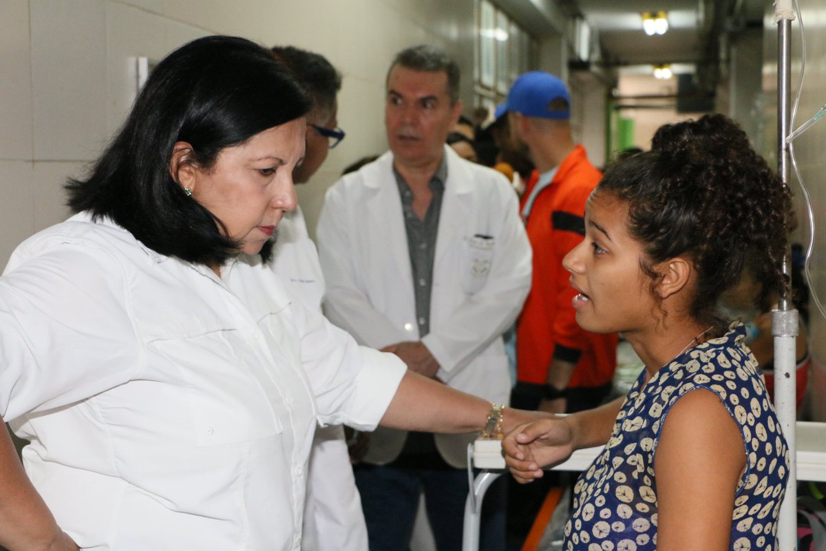 gestionperfecta's tweet photo. Cada paciente que acude a nuestros hospitales merece la mejor atención y respeto. Iniciamos la revolución de la salud en el estado Lara! https://t.co/jcipTgwzDF